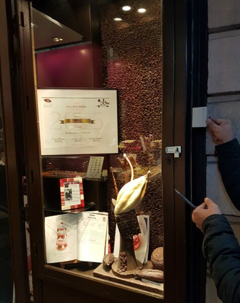 Volet roulant par Serrurier Bruxelles Openlock Volet roulant par Serrurier Bruxelles Openlock